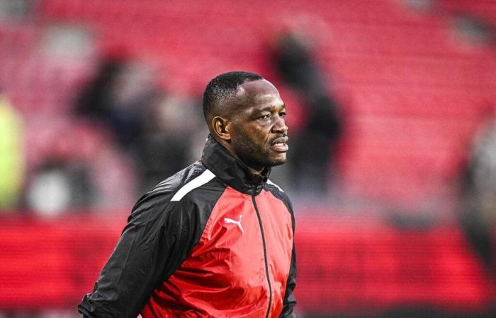 Rennes: Steve Mandanda out, Sampaoli watching in England