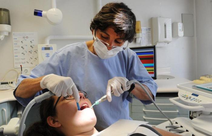 Towards a regulated installation of dental surgeons on January 1, 2025