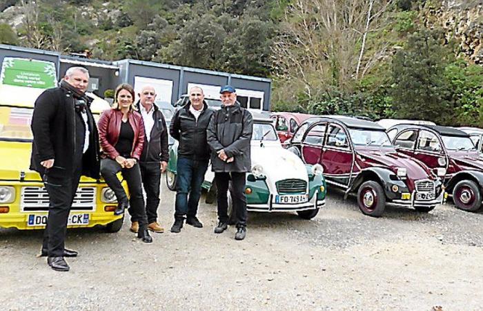 The 2CV-club of Uzège sets up its headquarters in town