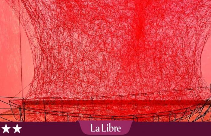 Chiharu Shiota beautifully weaves the threads of emotion