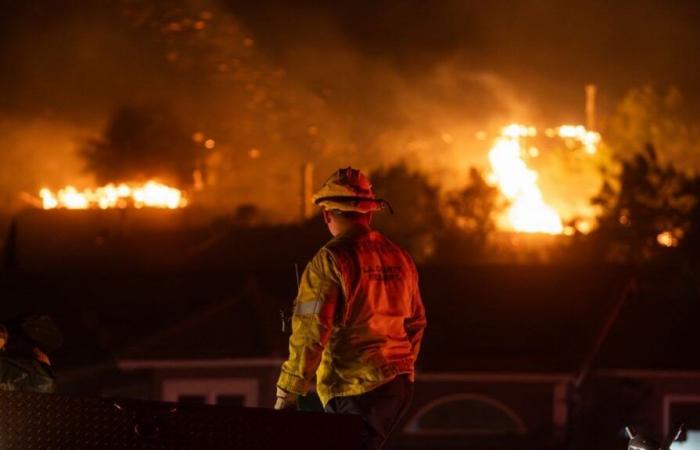 the city of Malibu remains under threat of flames, thousands of people have been evacuated