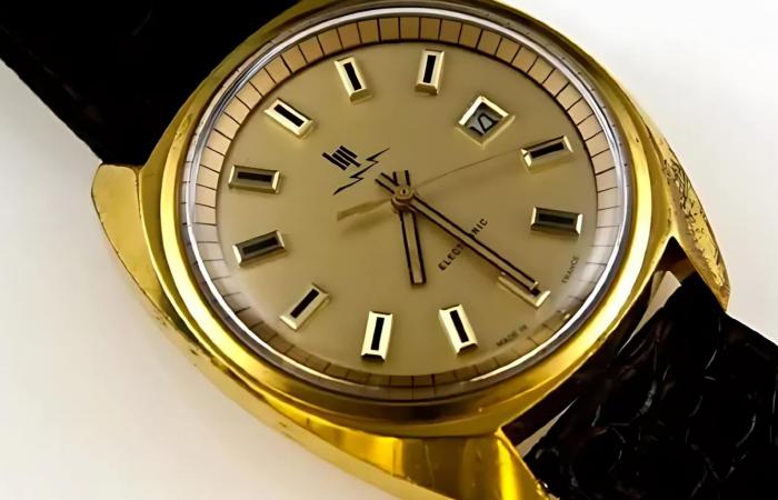 General de Gaulle’s gold LIP watch put up for auction in Paris