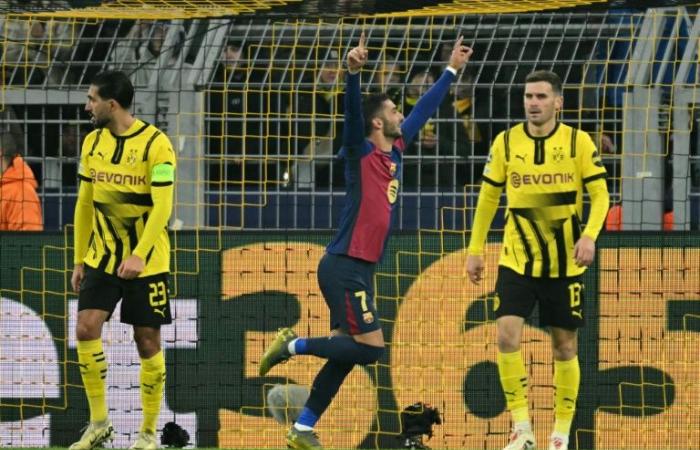 Torres Sinks Dortmund To Send Barcelona Into Knockouts