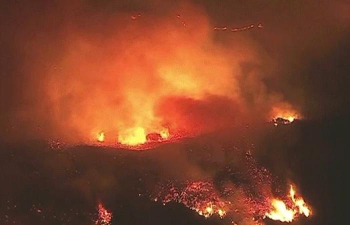 Malibu wildfire rages as nearly 20k people face evacuation warnings