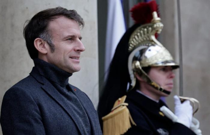 Emmanuel Macron wants to appoint a new Prime Minister by Thursday