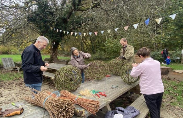 In Orne, they create original and durable decorations for their garden