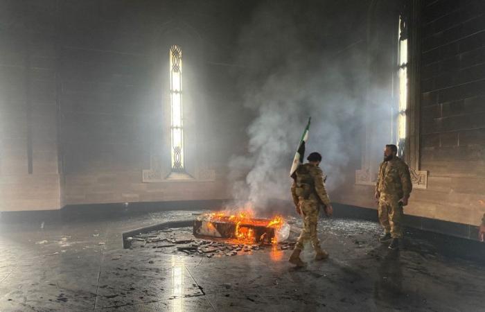 the tomb of Bashar al-Assad’s father burned by rebels