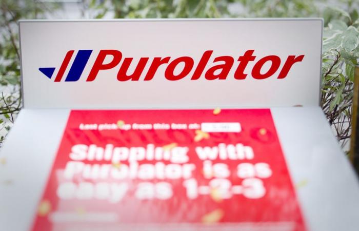 Trucks obstructed by strikers | Purolator seeks injunction from court