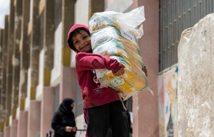 Severe food shortages and soaring prices in several Syrian cities