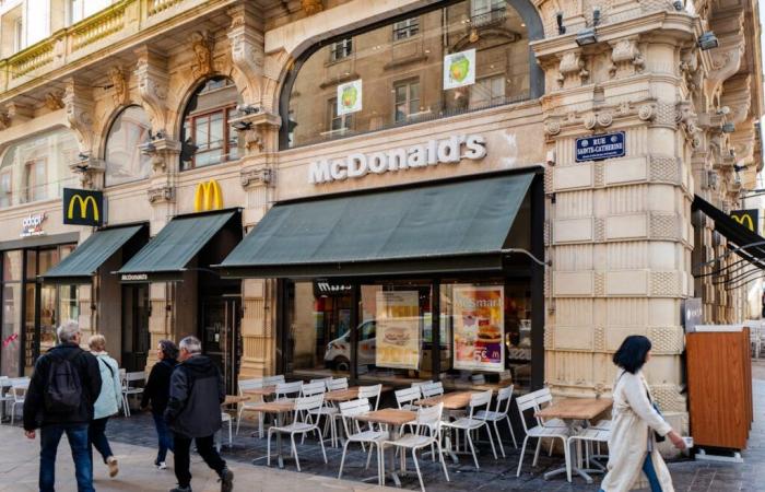 Ardennes: a mother “forced to leave” a McDonald’s because she was breastfeeding her daughter