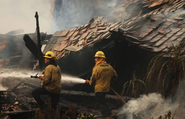 Malibu fire: 18,000 residents face evacuation as Red Flag fire warnings persist