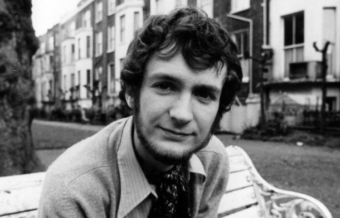 Kenny Everett, Voice of America, JOE – RadioVisie