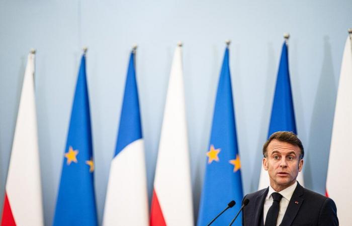 Emmanuel Macron's new day of waltz-hesitation, forced to push back the deadline he had set for himself