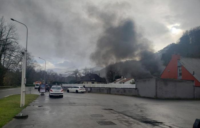 A house burned near Citroën