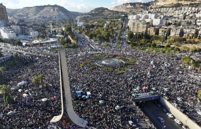 Thousands of Syrians take to the streets to celebrate