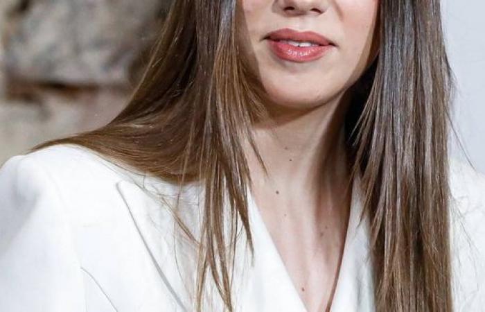 Sofia of Spain elegant in white for her first official solo outing, at 17