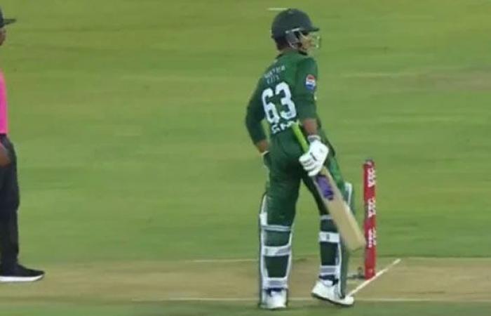 Saim Ayub did not take single in last over, not out on 98