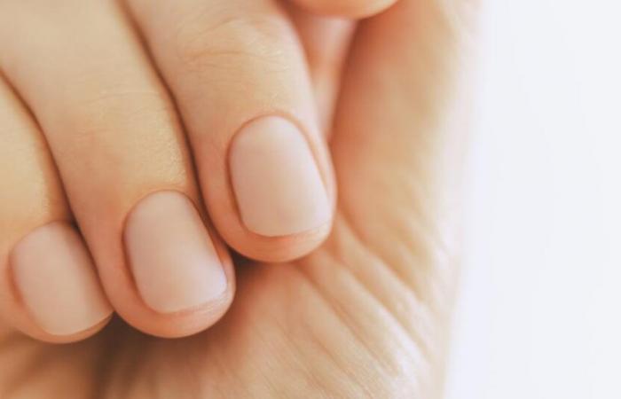 Here's the ultimate tip for removing semi-permanent varnish without leaving your nails on