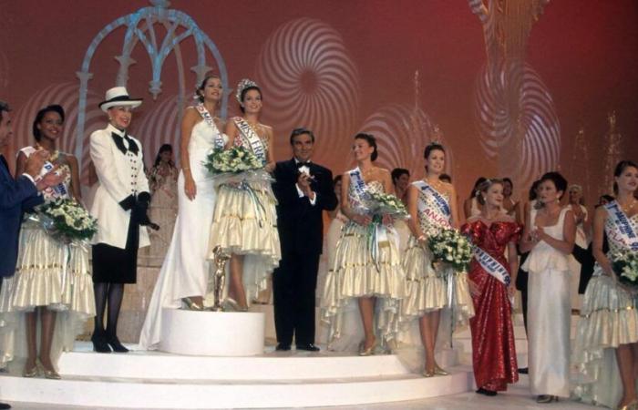 Laure Belleville, first Miss France crowned by Jean