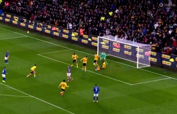 Wolves fans fume ‘we deserve to go down’ after humiliating own goal in crunch clash against Ipswich