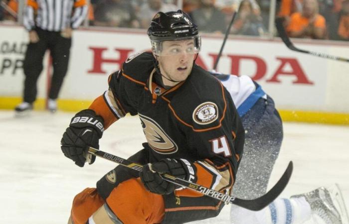 Cam Fowler traded to St. Louis Blues