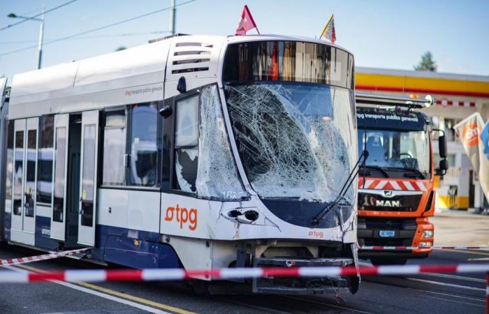 Accident: collision between tram and fire truck at Onex