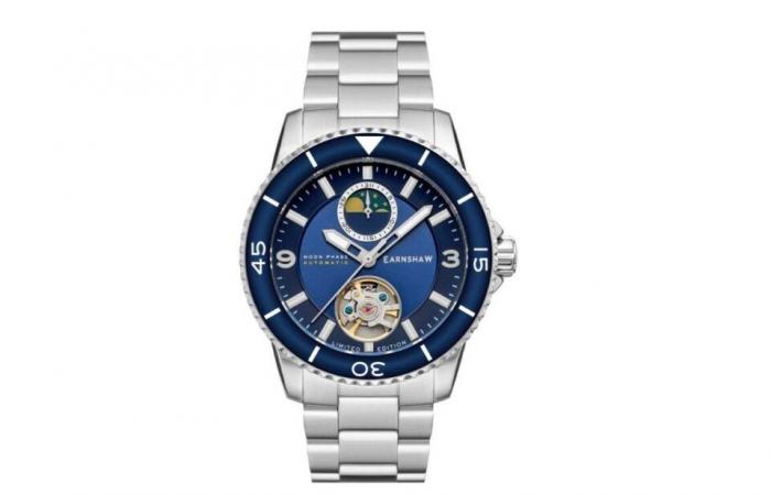 3 exceptional watches for men on sale to offer at Christmas