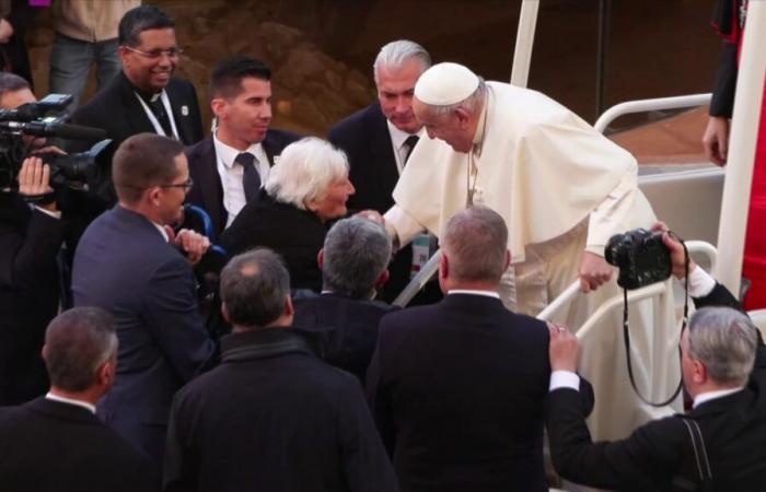 “It’s hard to get over it”, parents dreaming after seeing Pope Francis bless their son