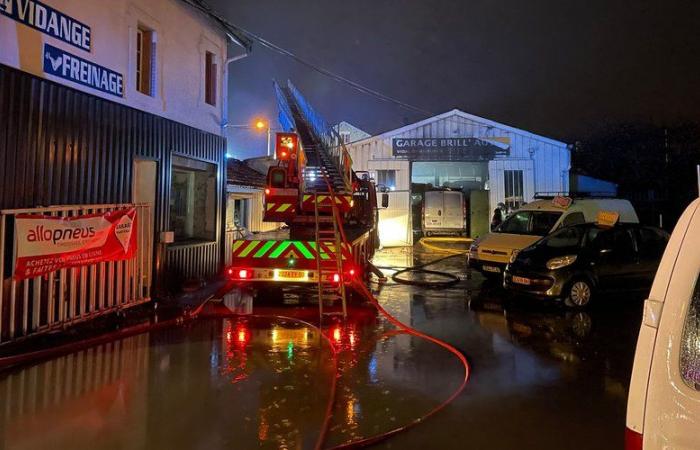 Fire in a car garage in Laroque-d’Olmes, around ten vehicles damaged