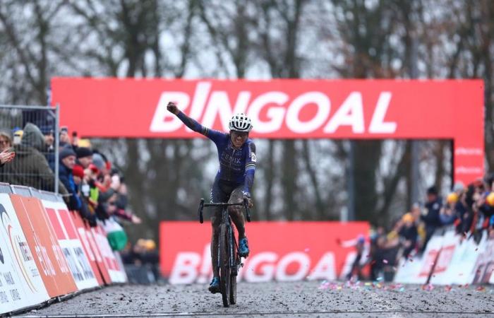 Vanthourenhout and Alvarado fight for World Cup victory in Namur