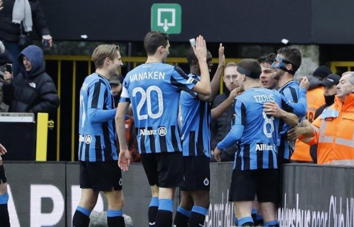 Club Brugge takes full advantage of Racing Genk’s penalty miss and comes within one point