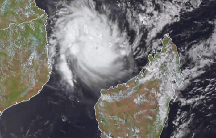 after Mayotte, Mozambique also hit by the cyclone