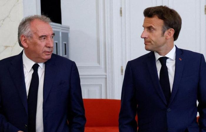 François Bayrou submits Emmanuel Macron to his method