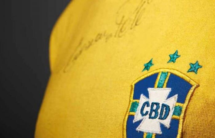 Legendary objects at auction in Paris including a Pelé jersey