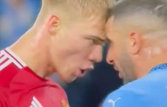 Kyle Walker branded a ‘diver’ after heated Rasmus Hojlund incident in Man City and Man Utd clash