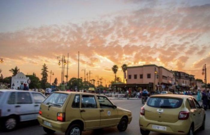 Marrakech: taxis roar