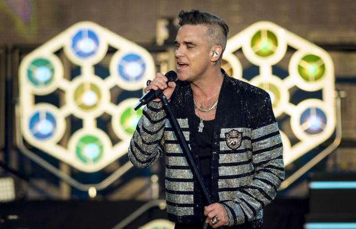 Robbie Williams defends Oasis against dynamic concert ticket prices