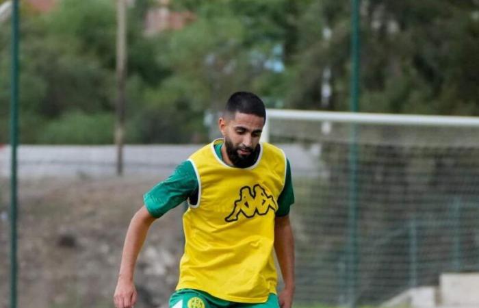 Boudebouz attacks the MCEB