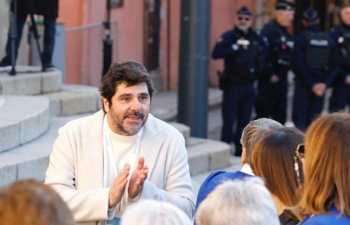 Patrick Fiori and Alizée in song, blessings, speeches, meal at the bishopric: Pope Francis' busy morning before the open-air mass at 3:30 p.m.