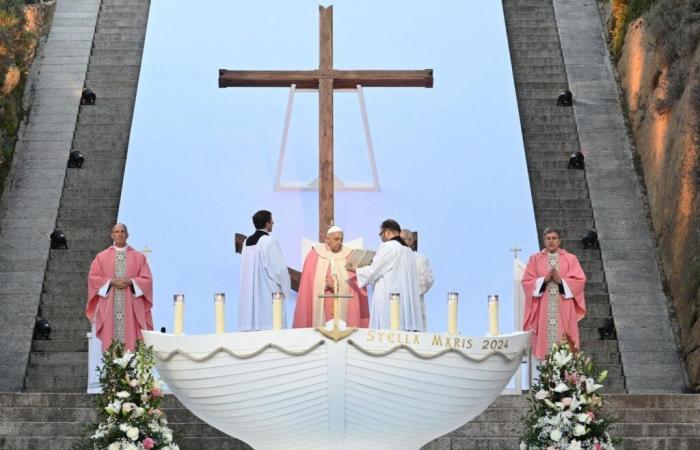 In Ajaccio, Pope Francis promotes “Corsican-style” secularism: story of a historic visit