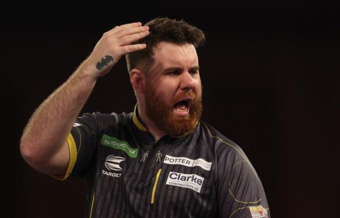 Who is English darts star Scott Williams?