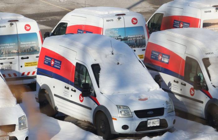 After weeks of strike, Canada Post activities will resume Tuesday