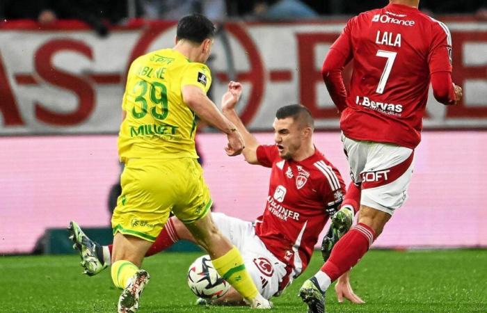 Brendan Chardonnet played with a broken rib against FC Nantes