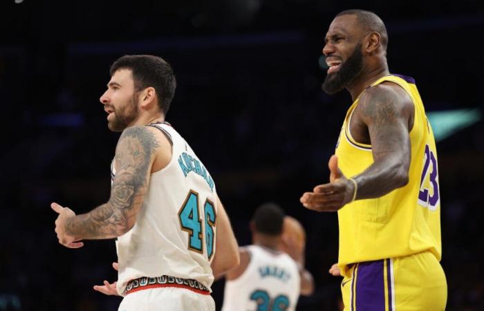 Grizzlies vs Lakers score updates, highlights: LeBron James, Zach Edey make returns