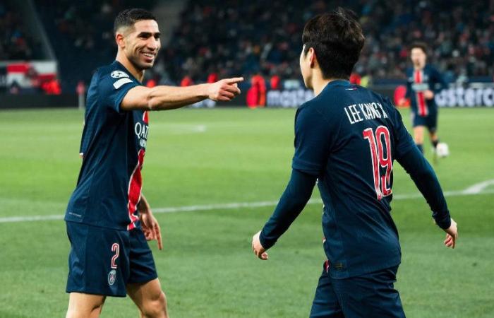 Achraf Hakimi on a private jet with family in Marrakech