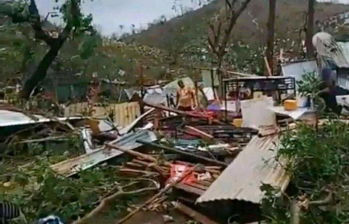 Kawéni, the largest slum in France, wiped off the map