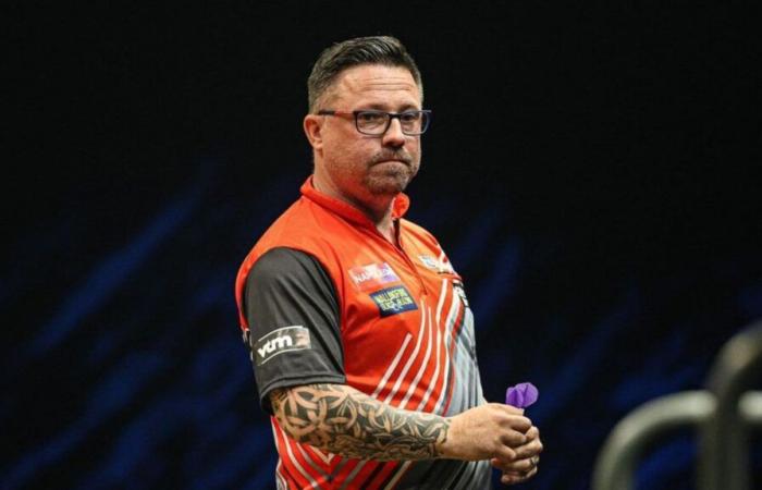 Robert Owen seals comeback win in style against Niels Zonneveld, keeps Tour Card hopes alive at PDC World Darts Championship