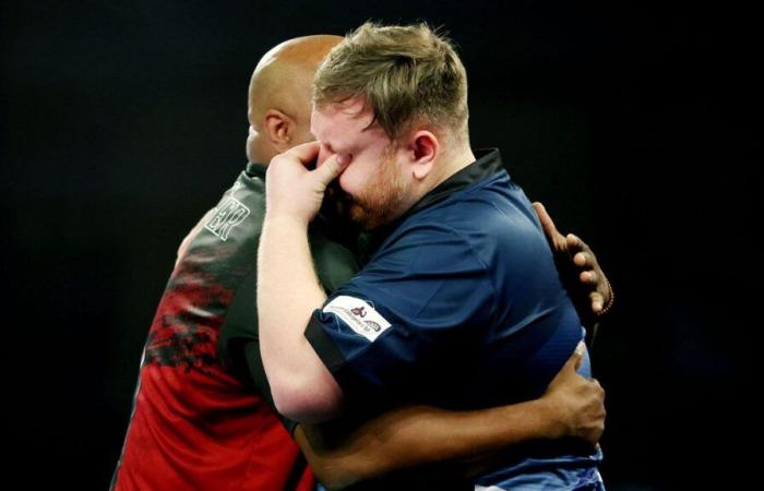 Cameron Menzies in tears as Leonard Gates thrills the Ally Pally crowd while James Wade crashes out and Gerwyn Price marches on