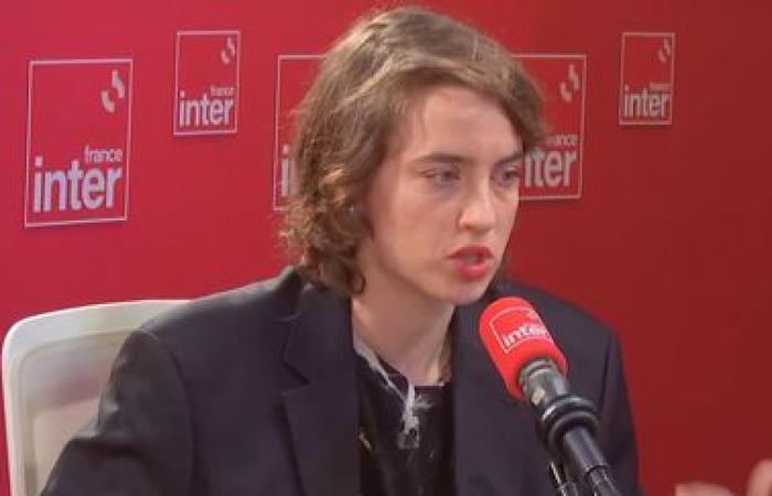 “We have to see the violence of hearing all these lies,” protests actress Adèle Haenel