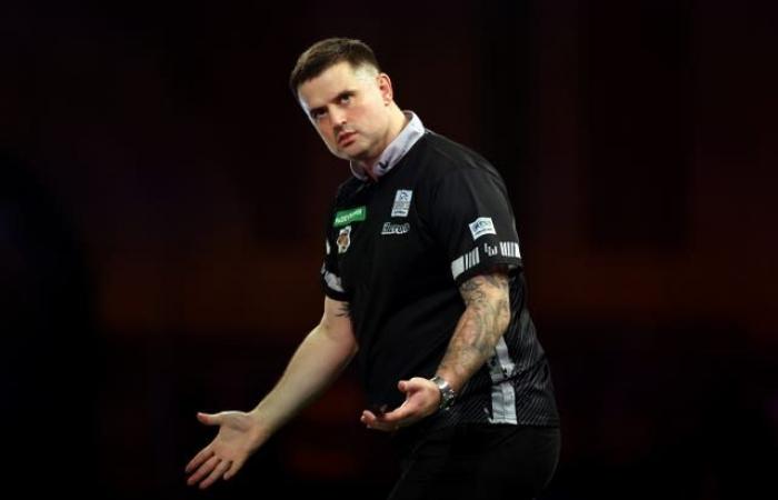 Gerwyn Price eases past Keane Barry to reach third round at Alexandra Palace